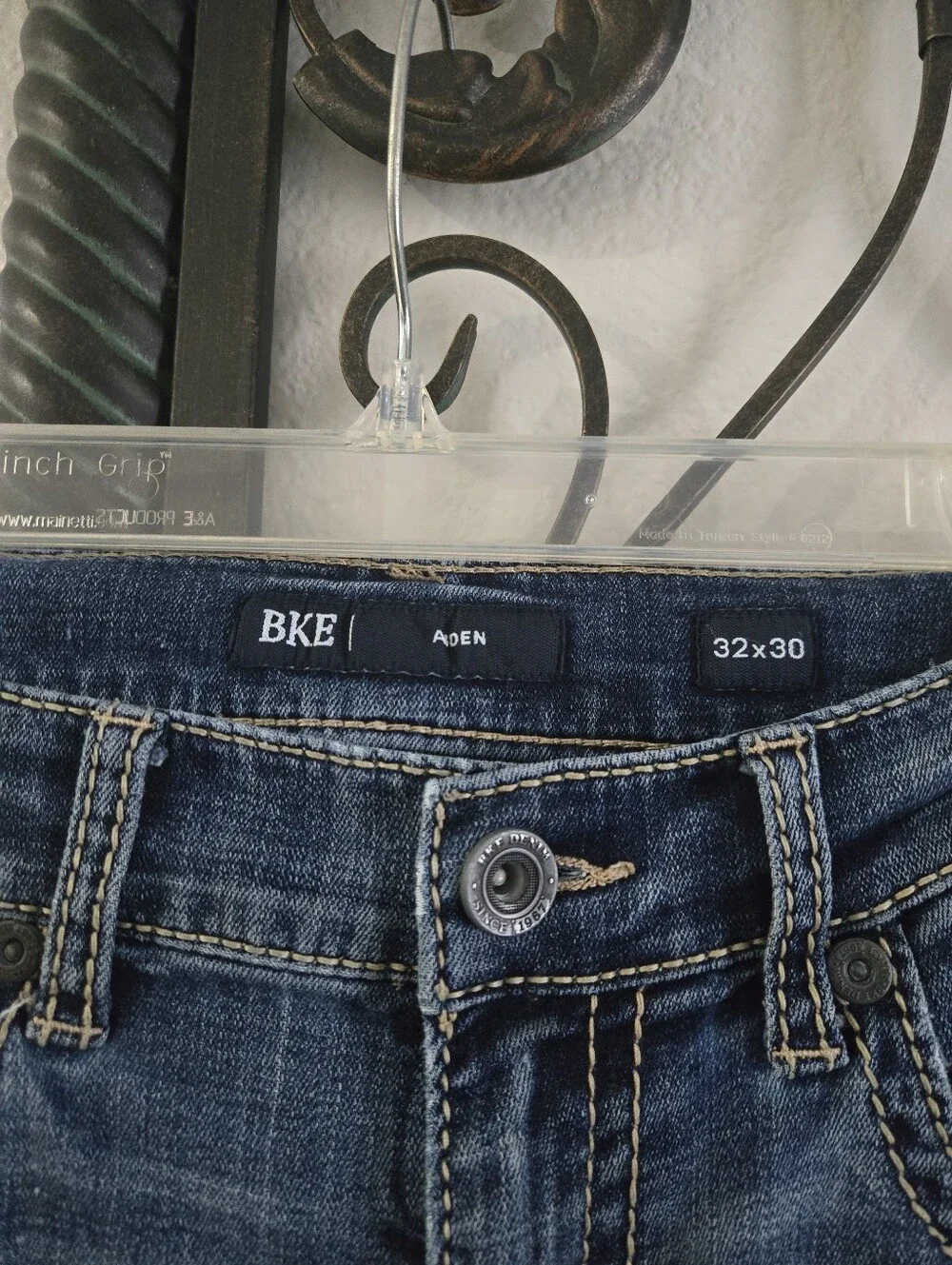 BKE Men's Medium Blue Aiden Bootcut Jeans
